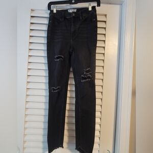 Free people black Distressed Skinny jeans size 26.
